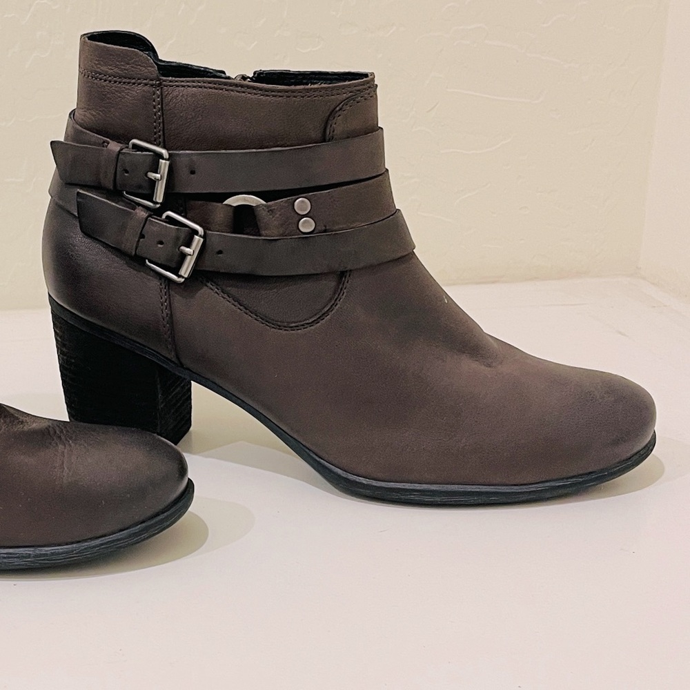 Josef Seibel ankle boots